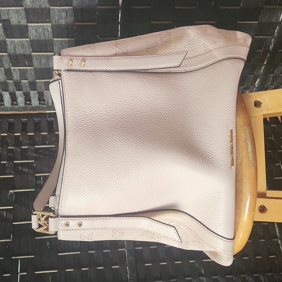 Michael korrs purse - Picture 5 of 16